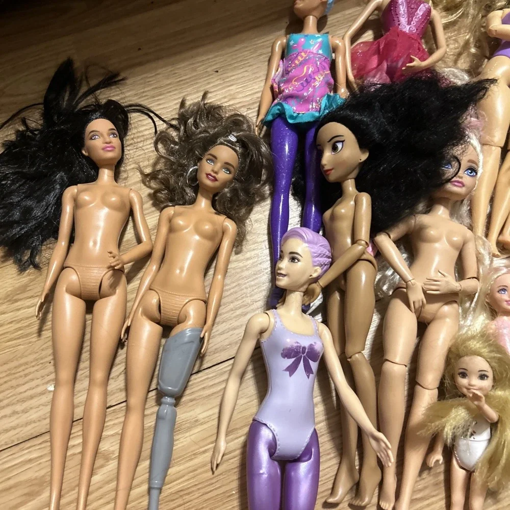 Barbie Doll Lot of 19 w/ Clothes & Accessories